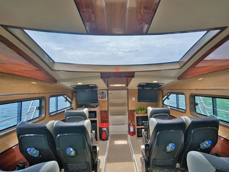 Ocean Quin Speed Boat - Luxury Phinisi Komodo Charter 2026